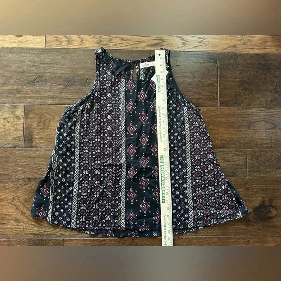 BNWT Hollister Navy/ Purple Tank Blouse- Size Large - Picture 4 of 6